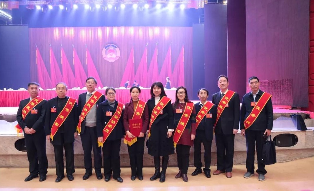 5e23d1491afa4.jpg