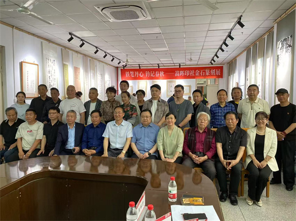 681b16332cca2.jpg